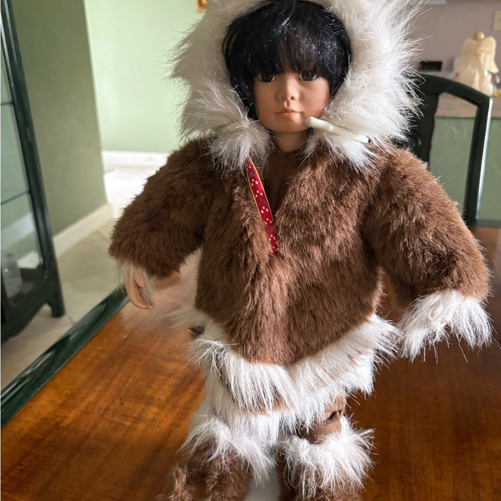 Vintage Native American Diary Eskimo Doll Georgetown Collection TULU 16”